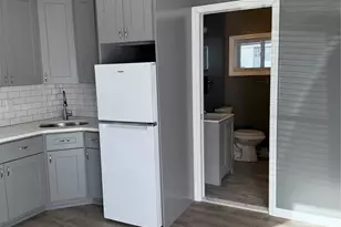 21 Collegeview Ave, Poughkeepsie, NY 12603 - Photo 2