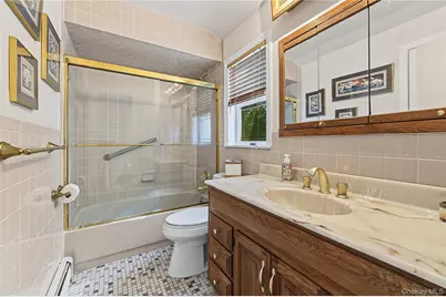 28 Chatham Road, Commack, NY 11725 - Photo 14