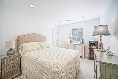 82 Rhett Court, Commack, NY 11725 - Photo 14
