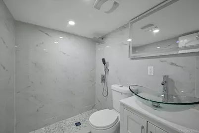 114-50 200th Street, Saint Albans, NY 11412 - Photo 18