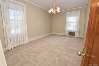 7836 84th Street, Glendale, NY 11385 - Photo 12
