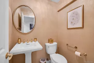 1390 Broadway, Hewlett, NY 11557 - Photo 12