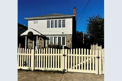 243-15 132nd Avenue, Rosedale, NY 11422 - Photo 2