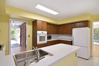 2 Longview Drive, Scarsdale, NY 10583 - Photo 16
