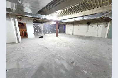 2409 41st Avenue, Astoria, NY 11101 - Photo 10