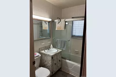 99-03 Ascan Avenue, Forest Hills, NY 11375 - Photo 26