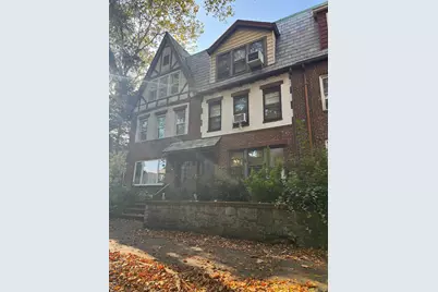 99-03 Ascan Avenue, Forest Hills, NY 11375 - Photo 2