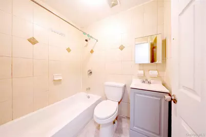 10649 156th Street, Jamaica, NY 11433 - Photo 6