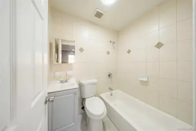 10649 156th Street, Jamaica, NY 11433 - Photo 16