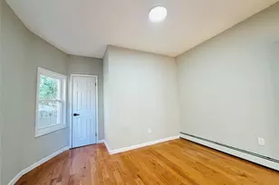 99-34 Bellaire Pl, Queens Village, NY 11429 - Photo 6