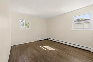 537 Lakeway Dr, North Babylon, NY 11704 - Photo 6