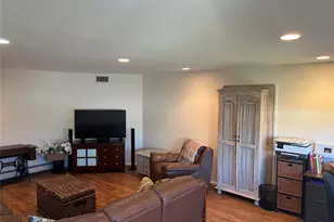 22 Emerson Ave, North Babylon, NY 11703 - Photo 6