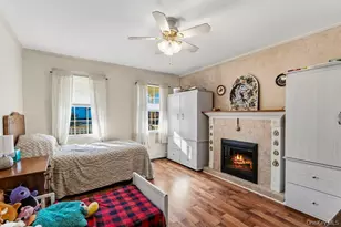 837 Smithtown Ave, Bohemia, NY 11716 - Photo 16