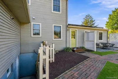 837 Smithtown Avenue, Bohemia, NY 11716 - Photo 32