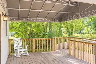 83 Hiddink St, Sayville, NY 11782 - Photo 14