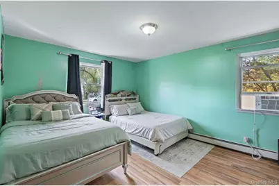 81 Bushwick Avenue, Central Islip, NY 11722 - Photo 10