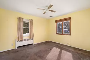 4 Paula Dr, Farmingdale, NY 11735 - Photo 10