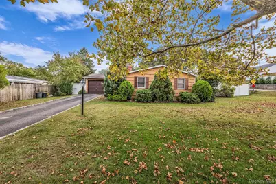 100 Ridgewood Avenue, Holtsville, NY 11742 - Photo 1
