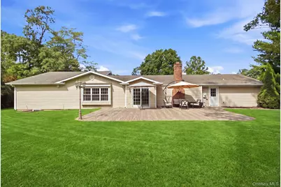 19 Wildwood Drive, Dix Hills, NY 11746 - Photo 40