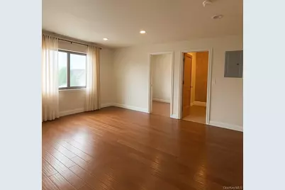 3138 137th Street #5A, Flushing, NY 11354 - Photo 2