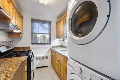 251-16 58th Avenue #2, Little Neck, NY 11362 - Photo 14