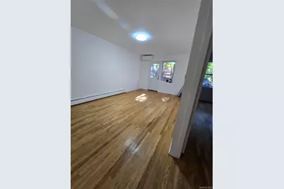 135-30 82nd Avenue, Jamaica, NY 11435 - Photo 4