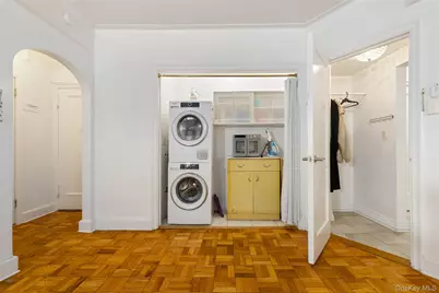227 E 57th Street #3DEF, New York, NY 10022 - Photo 18