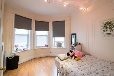 7529 62nd Street, Glendale, NY 11385 - Photo 20