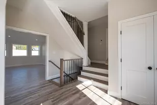 10 Autumn Ln, Amityville, NY 11701 - Photo 12