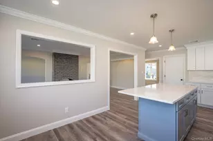 10 Autumn Ln, Amityville, NY 11701 - Photo 8