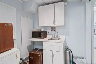 59-04 Junction Boulevard #C1, Elmhurst, NY 11373 - Photo 12