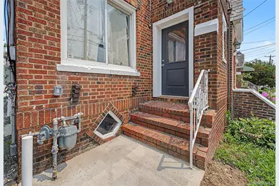 9431 239th Street, Floral Park, NY 11001 - Photo 18