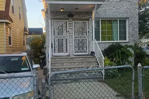 191-49 113th Ave, Saint Albans, NY 11412 - Photo 2