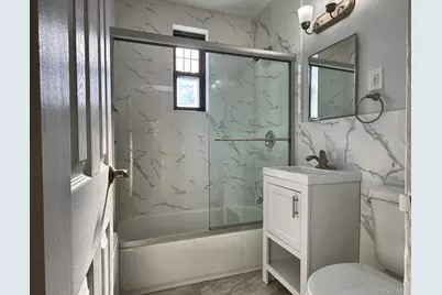70-43 E Park Drive #B, Kew Gardens, NY 11367 - Photo 10