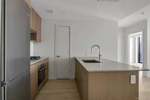 131-02A 40th Rd, Flushing, NY 11354 - Photo 6