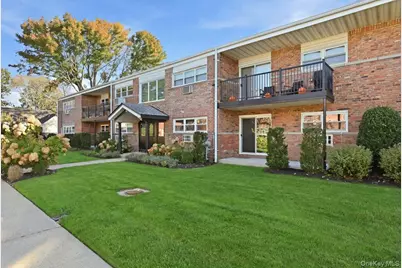 10 Ivy Street #5A, Farmingdale, NY 11735 - Photo 2