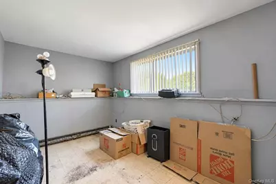 47 S 20th Street, Wyandanch, NY 11798 - Photo 30