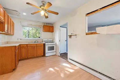47 S 20th Street, Wyandanch, NY 11798 - Photo 14