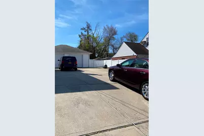 297 Fairfield Avenue, Carle Place, NY 11514 - Photo 18