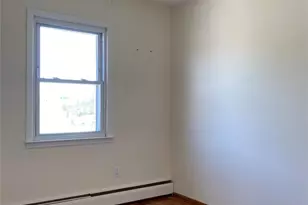 297 Fairfield Ave, Carle Place, NY 11514 - Photo 6