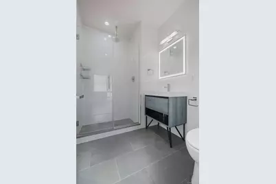 225 E 138th Street E #PH 1, Bronx, NY 10451 - Photo 18