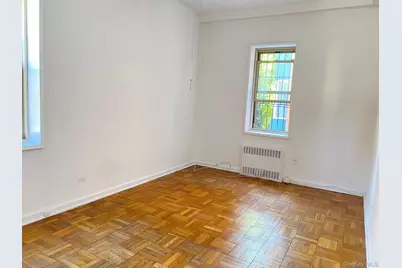 67-25 Clyde Street #1K, Forest Hills, NY 11375 - Photo 4