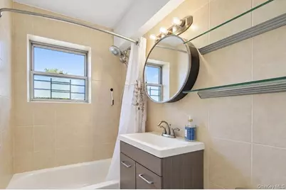 111-25 66th Avenue #1A, Forest Hills, NY 11375 - Photo 4