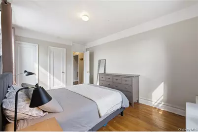 7234 Austin St #F6, Forest Hills, NY 11375 - Photo 14