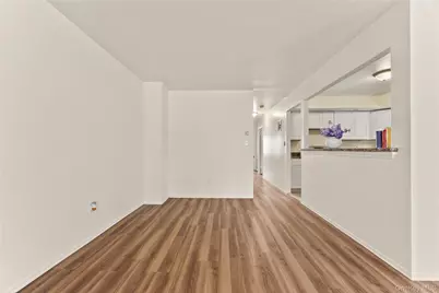 240-29 68th Avenue, Douglaston, NY 11362 - Photo 4