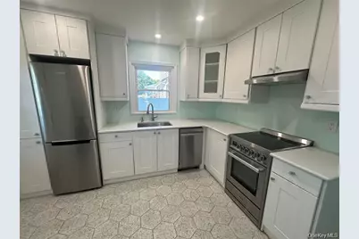 7 Bolton Drive, Patchogue, NY 11772 - Photo 2