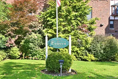 160-15 Powells Cove Blvd #D3, Whitestone, NY 11357 - Photo 2
