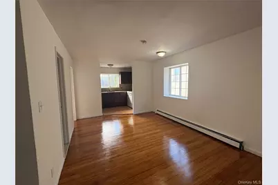 9082 180th Street, Jamaica, NY 11432 - Photo 4