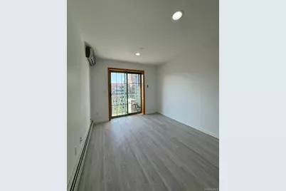 134-43 Maple Avenue #7B, Flushing, NY 11354 - Photo 2