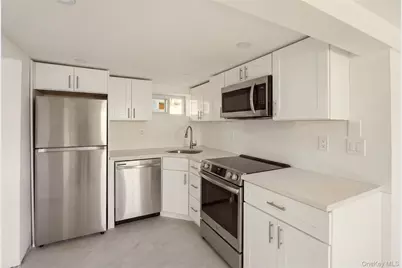 137 43rd Street, Copiague, NY 11726 - Photo 12